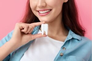 Implantes dentales baratos en 2025