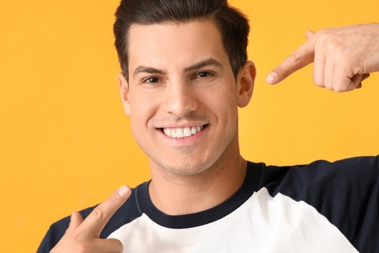 Gingivectomía: el tratamiento que mejora la salud y estética de tus encías